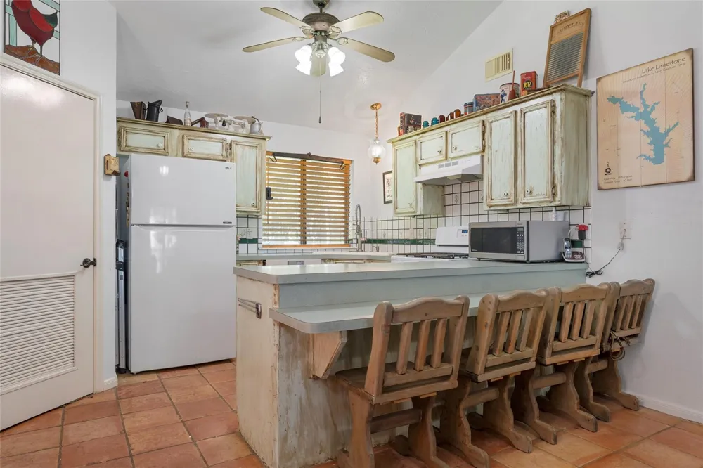 299 Lcr 763 Groesbeck, TX 76642