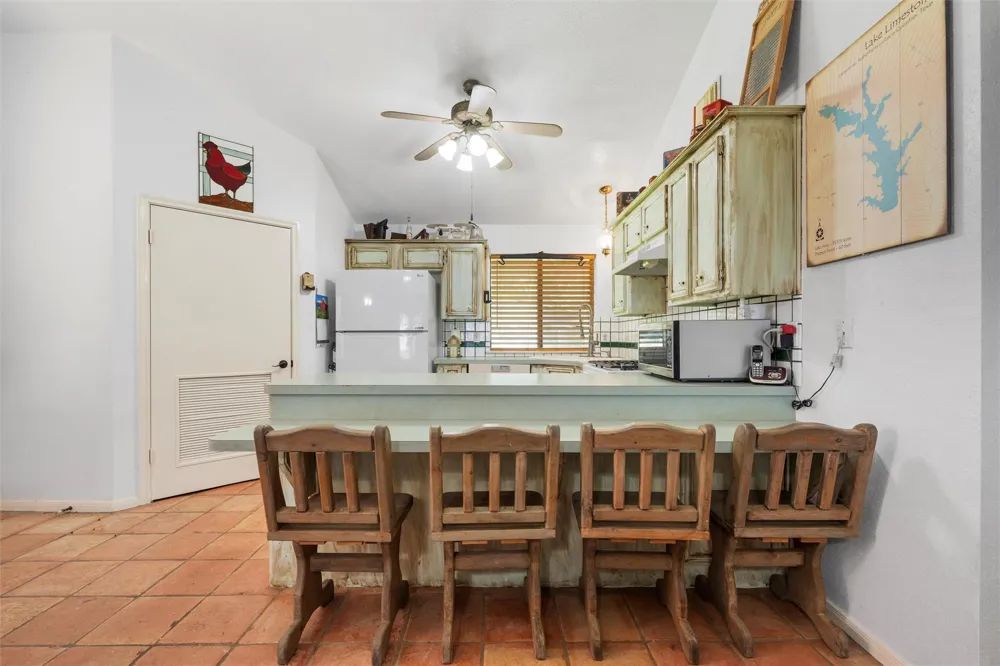 299 Lcr 763 Groesbeck, TX 76642