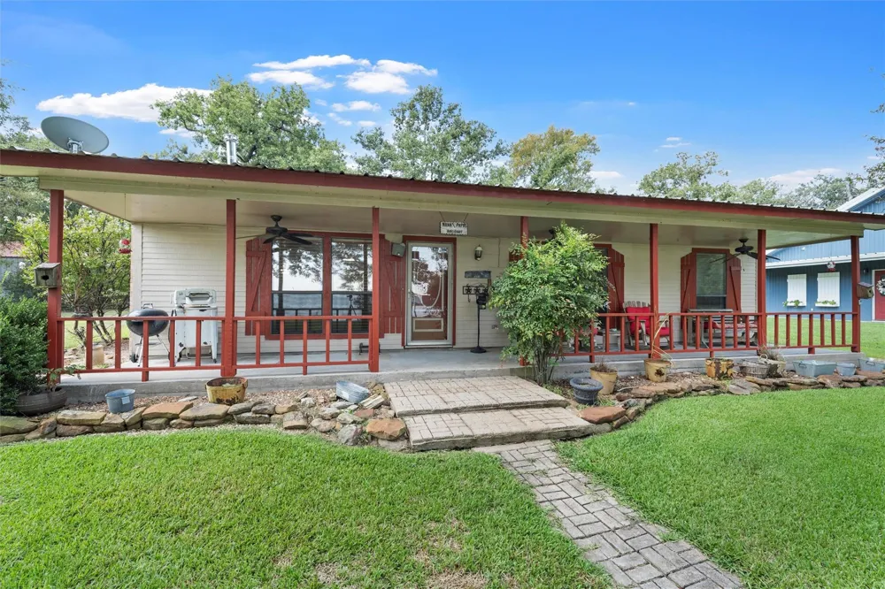 299 Lcr 763 Groesbeck, TX 76642
