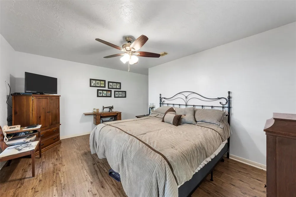 299 Lcr 763 Groesbeck, TX 76642