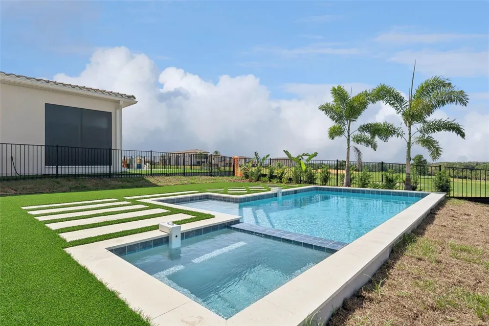 16308 VETTA DRIVE Montverde, FL 34756