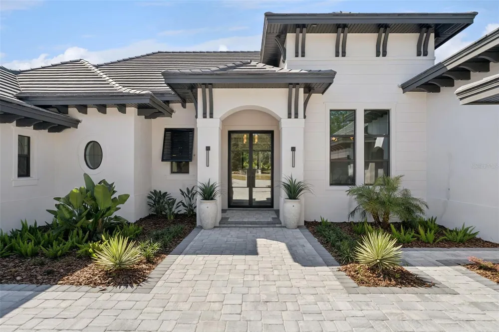 16989 LUCCA LANE Montverde, FL 34756