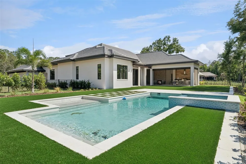 16989 LUCCA LANE Montverde, FL 34756