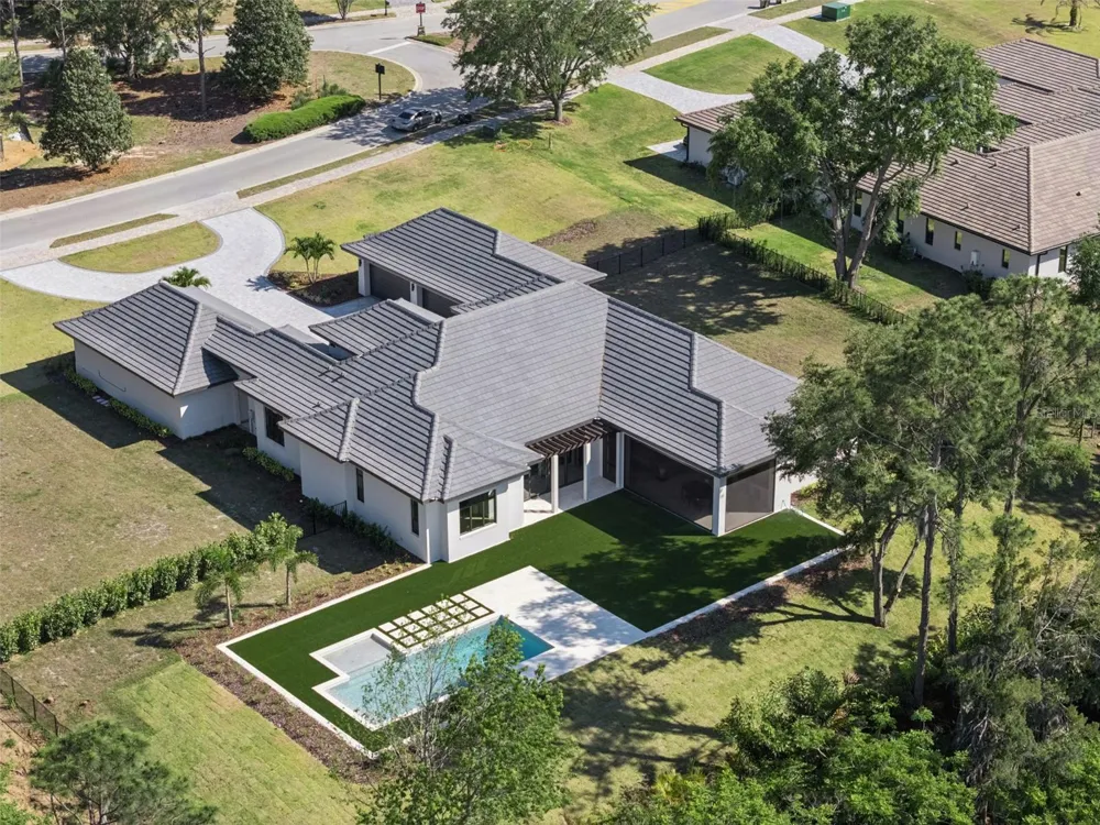 16989 LUCCA LANE Montverde, FL 34756