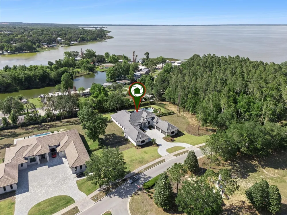 16989 LUCCA LANE Montverde, FL 34756