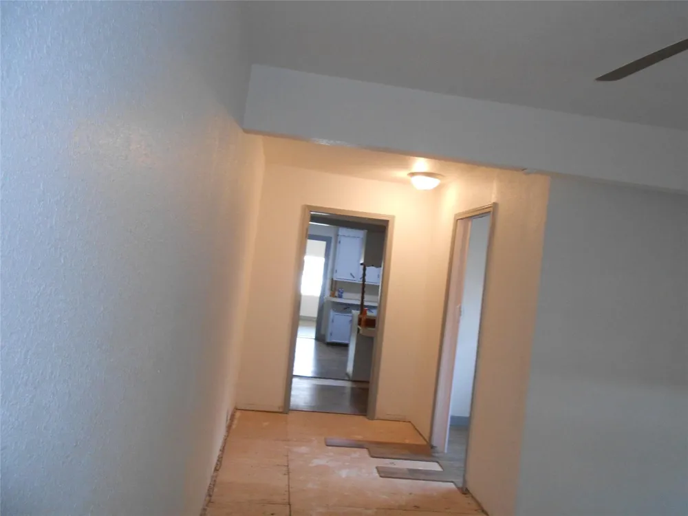930 W 5th Street Port Arthur, TX 77640