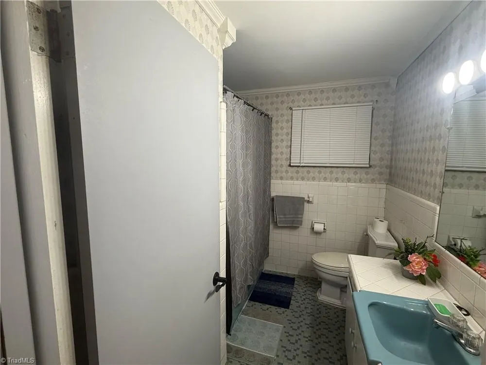 752 Osborne Sunset Drive North Wilkesboro, NC 28659