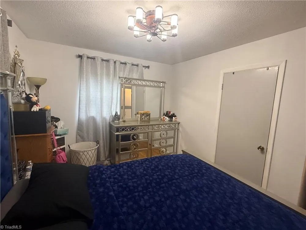 752 Osborne Sunset Drive North Wilkesboro, NC 28659