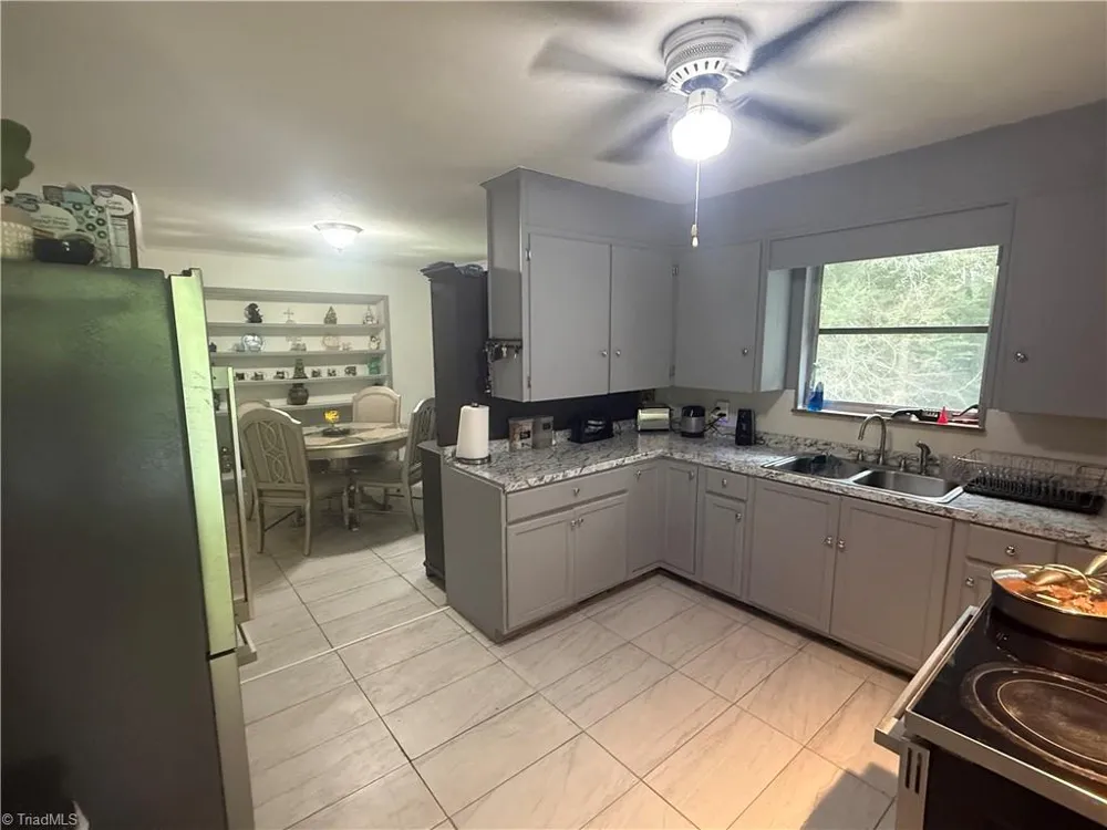 752 Osborne Sunset Drive North Wilkesboro, NC 28659