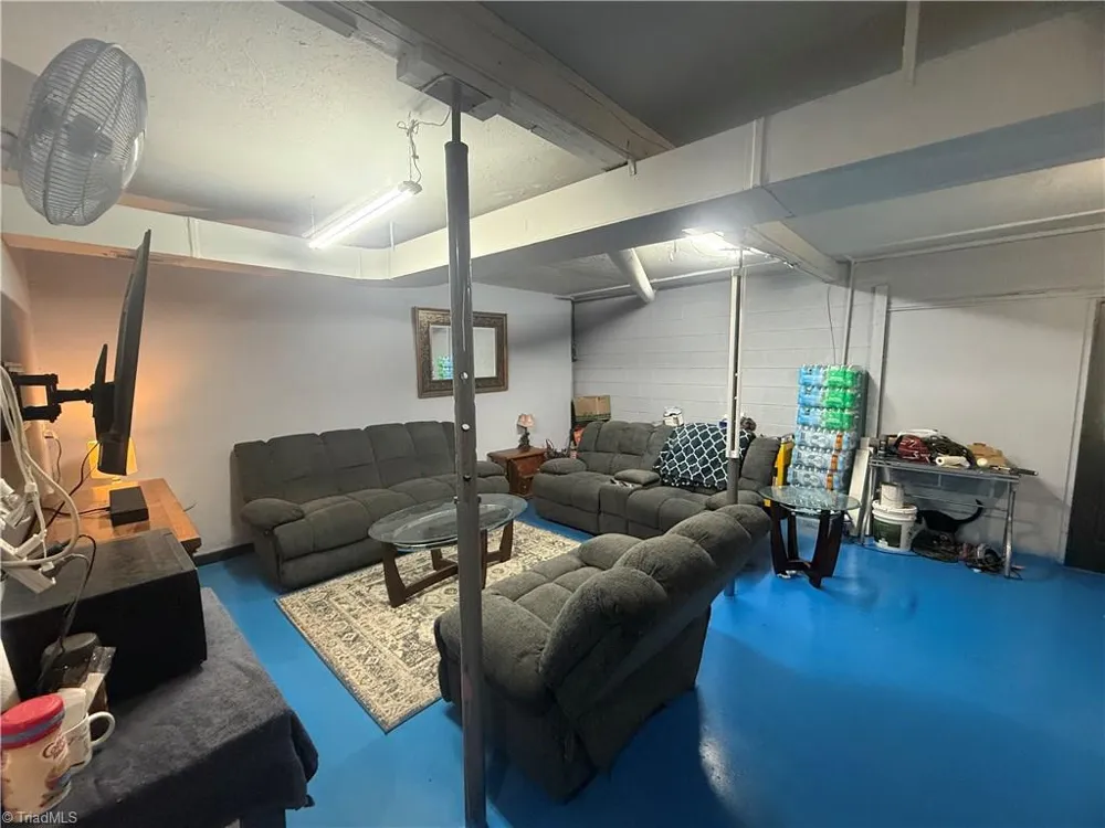 752 Osborne Sunset Drive North Wilkesboro, NC 28659