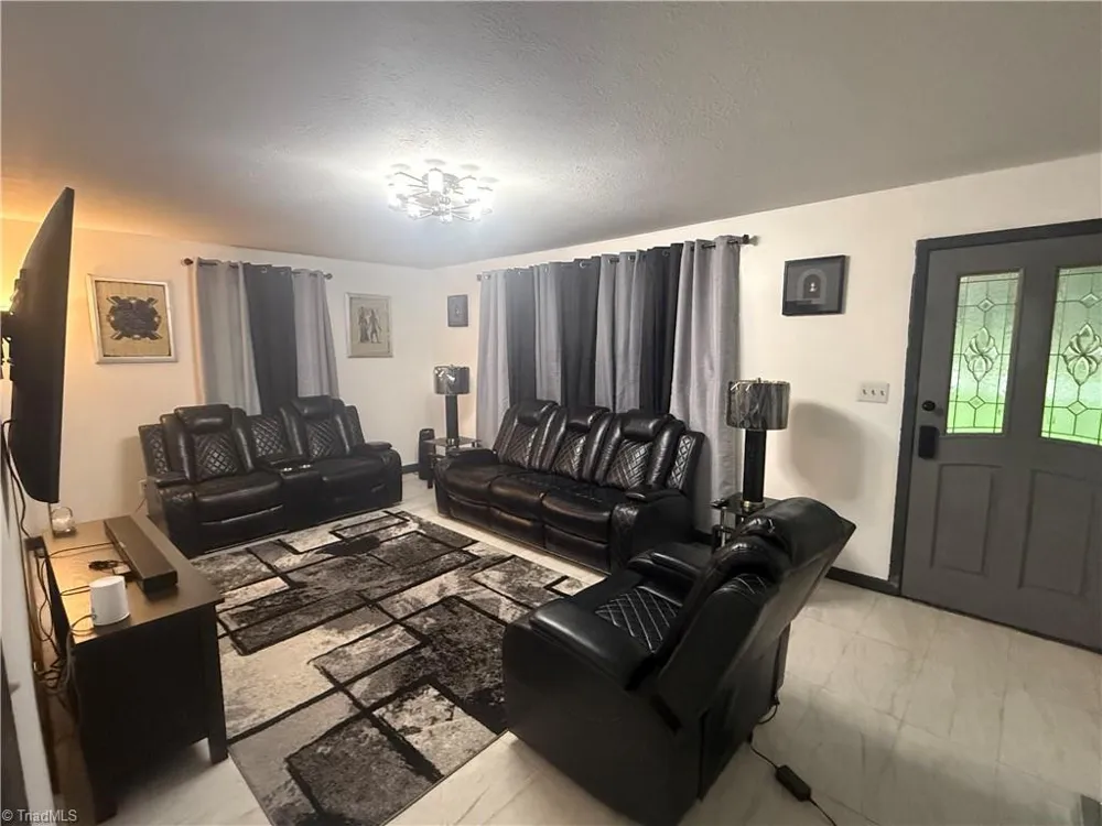 752 Osborne Sunset Drive North Wilkesboro, NC 28659