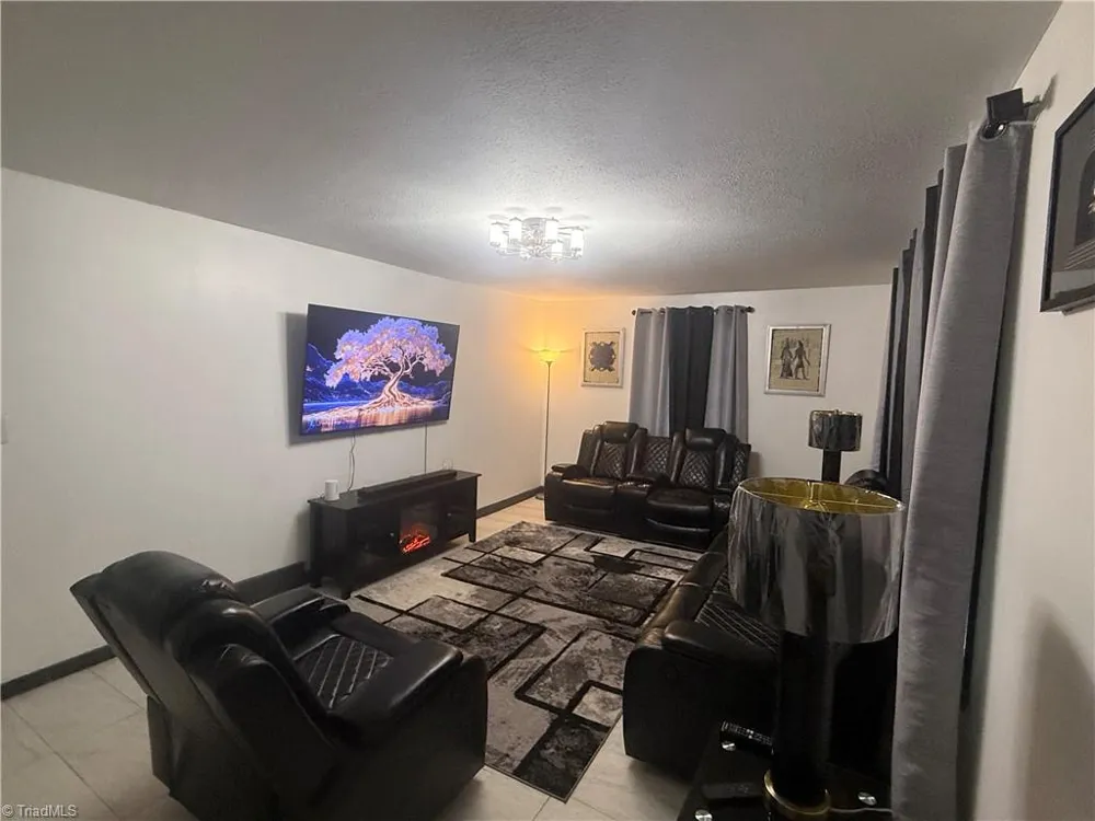 752 Osborne Sunset Drive North Wilkesboro, NC 28659