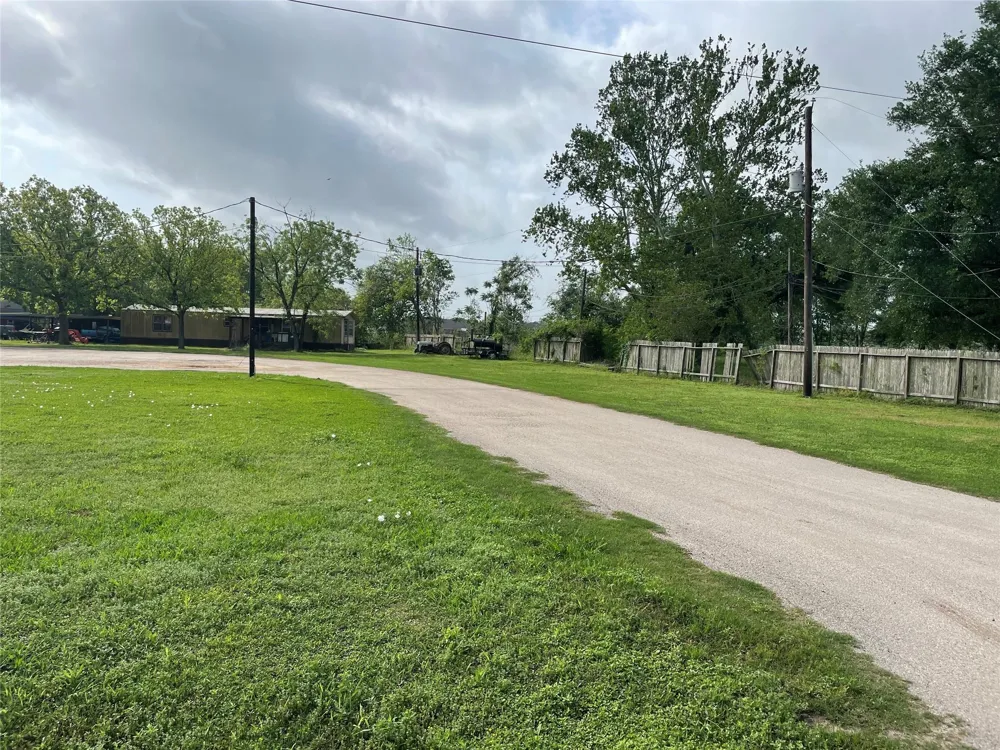916 Hinson Street Richmond, TX 77406