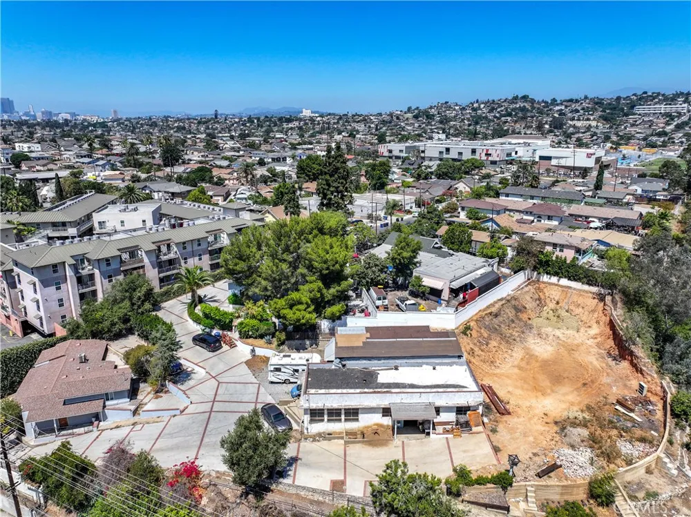 114 Bonnie Beach Place East Los Angeles, CA 90063