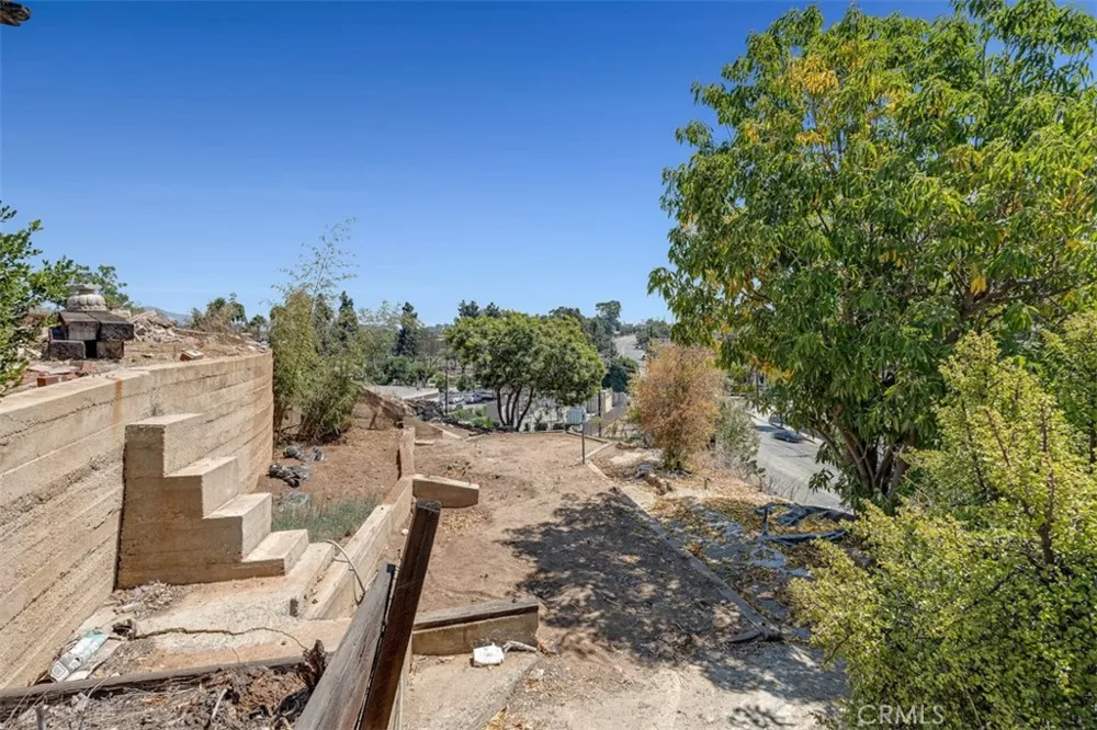 114 Bonnie Beach Place East Los Angeles, CA 90063