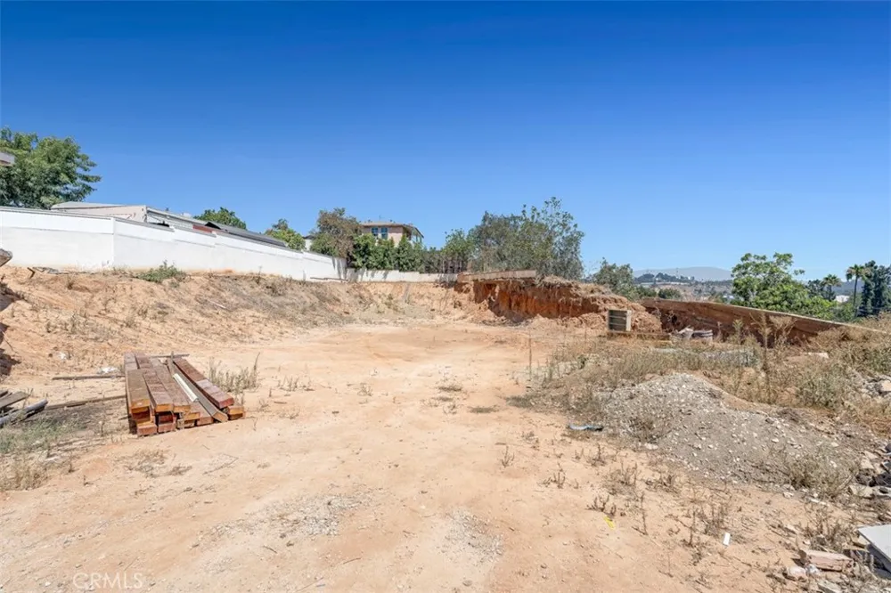 114 Bonnie Beach Place East Los Angeles, CA 90063