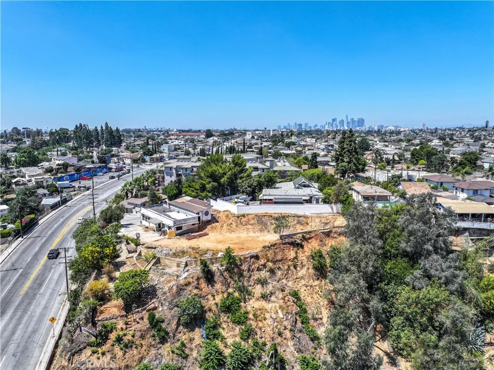 114 Bonnie Beach Place East Los Angeles, CA 90063