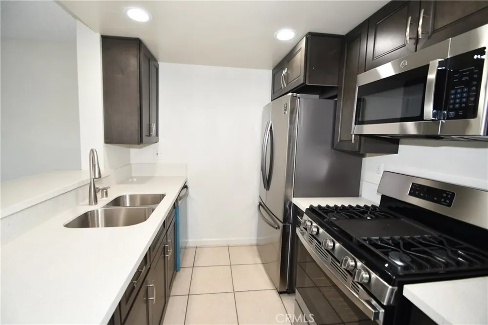 11852 WASHINGTON PLACE Mar Vista, CA 90066