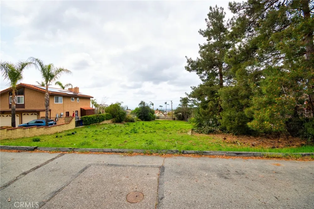 Bella Vista Dr Alta Loma, CA 91701