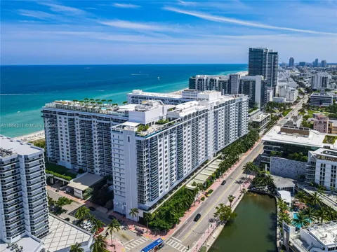2301 Collins Ave #542