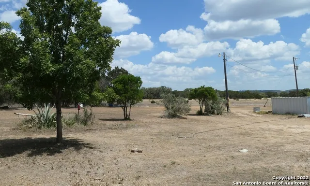 561 Hideaway Ln Pipe Creek, TX 78063