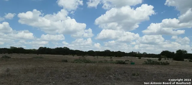 561 Hideaway Ln Pipe Creek, TX 78063