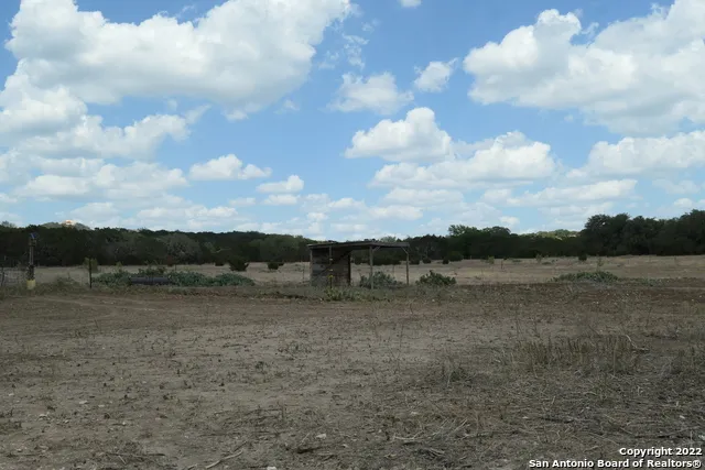 561 Hideaway Ln Pipe Creek, TX 78063