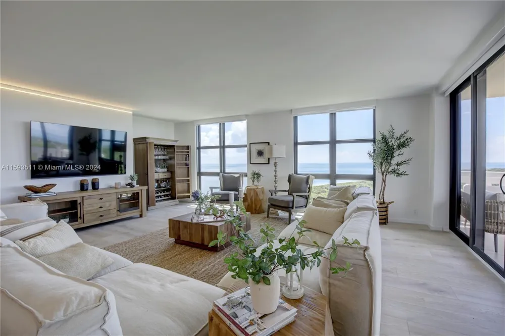 1121 Crandon Blvd #D1201 Key Biscayne, FL 33149