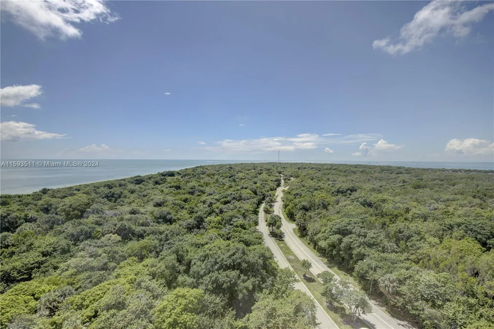 1121 Crandon Blvd #D1201 Key Biscayne, FL 33149