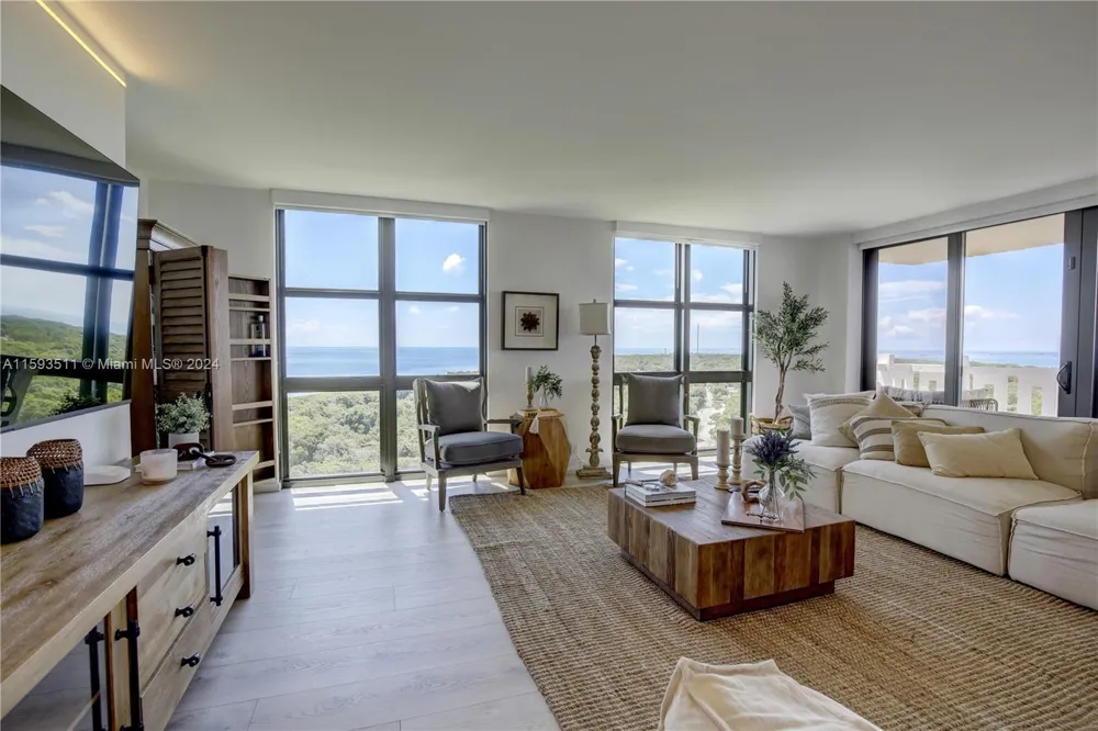 1121 Crandon Blvd #D1201 Key Biscayne, FL 33149