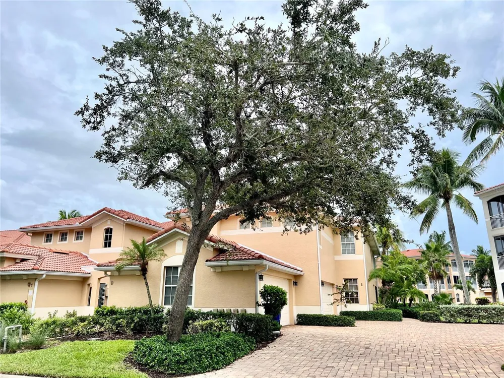3304 SUNSET KEY CIRCLE #D Punta Gorda, FL 33955