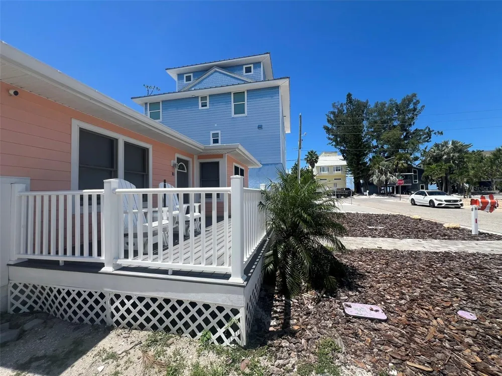 5 82ND AVENUE Treasure Island, FL 33706