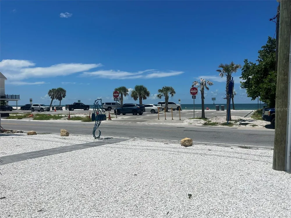 5 82ND AVENUE Treasure Island, FL 33706