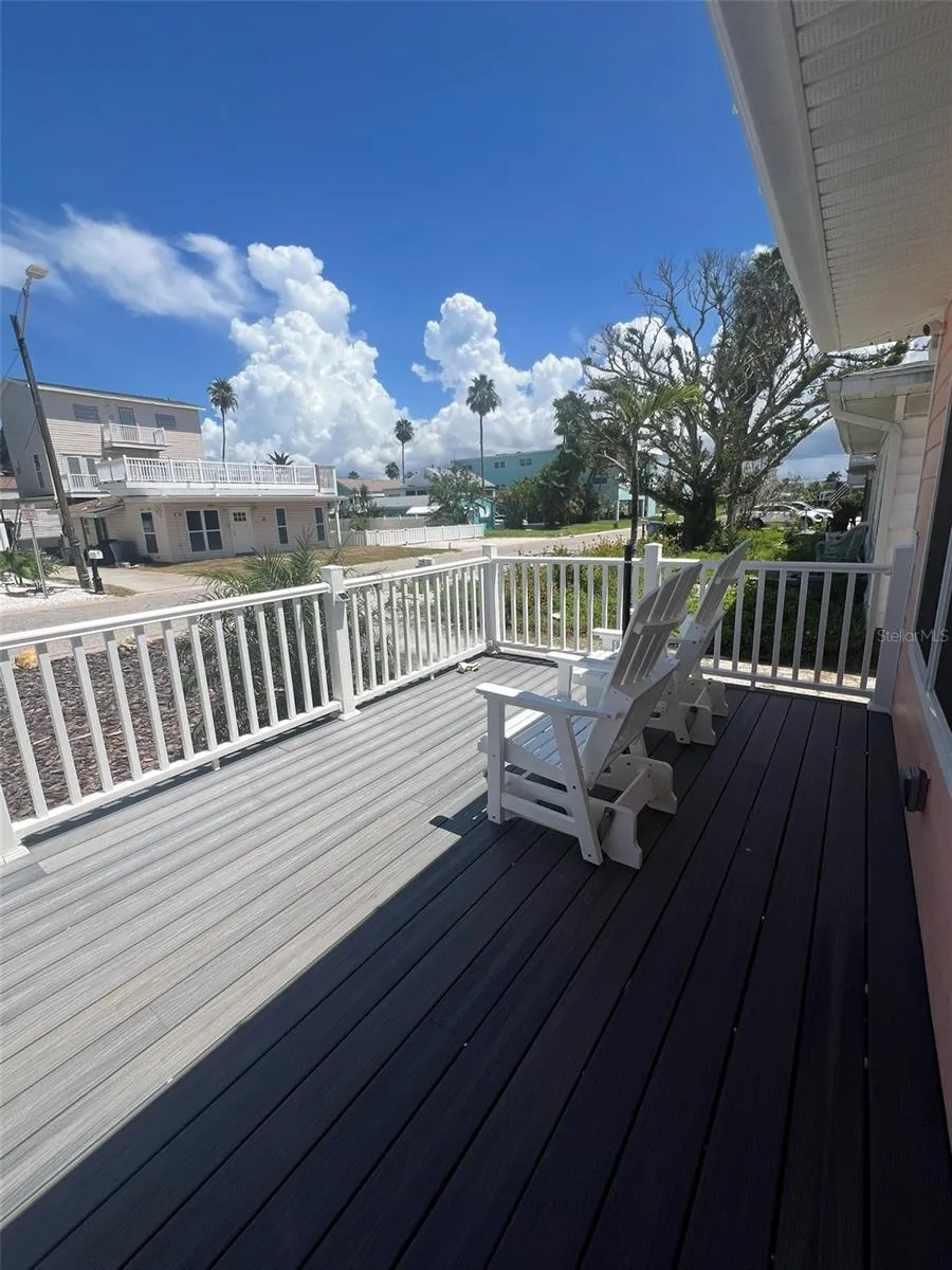 5 82ND AVENUE Treasure Island, FL 33706