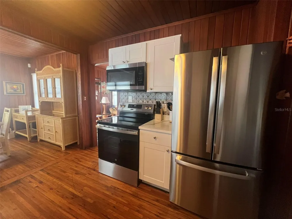 5 82ND AVENUE Treasure Island, FL 33706