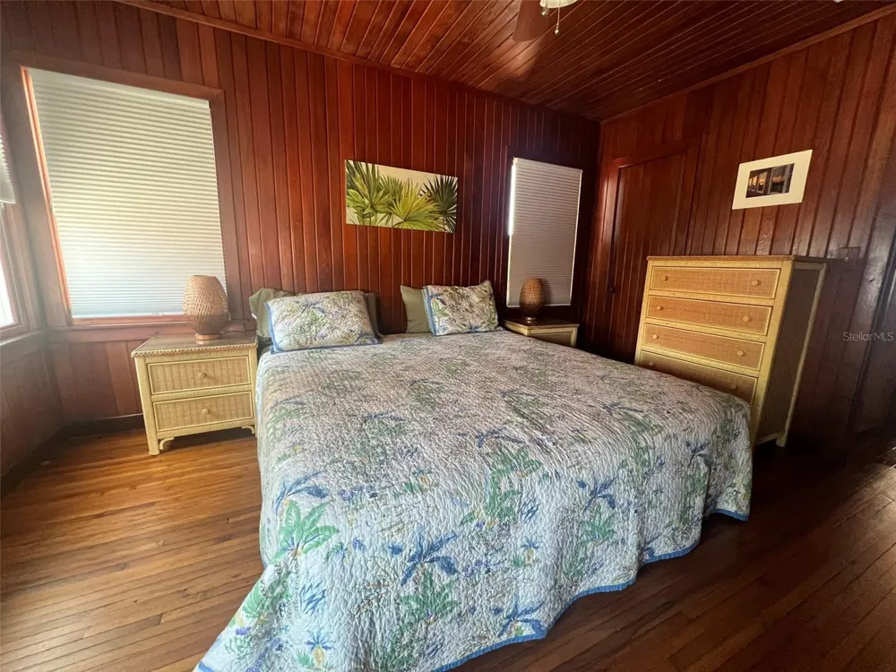 5 82ND AVENUE Treasure Island, FL 33706