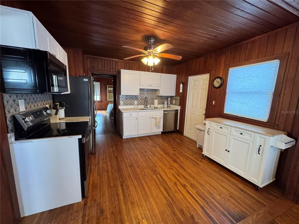 5 82ND AVENUE Treasure Island, FL 33706