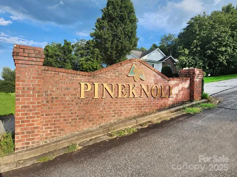 00 Pineknoll Drive #30