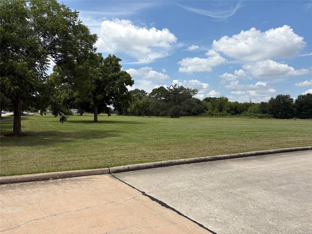1219 Texas Pkwy Missouri City, TX 77489