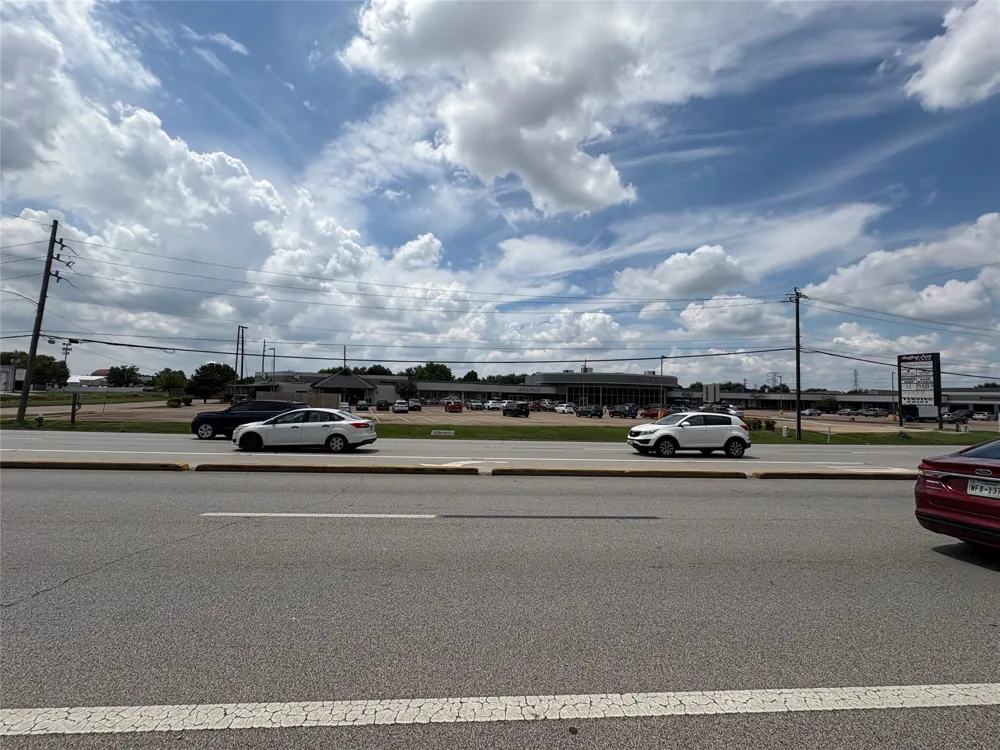 1219 Texas Pkwy Missouri City, TX 77489