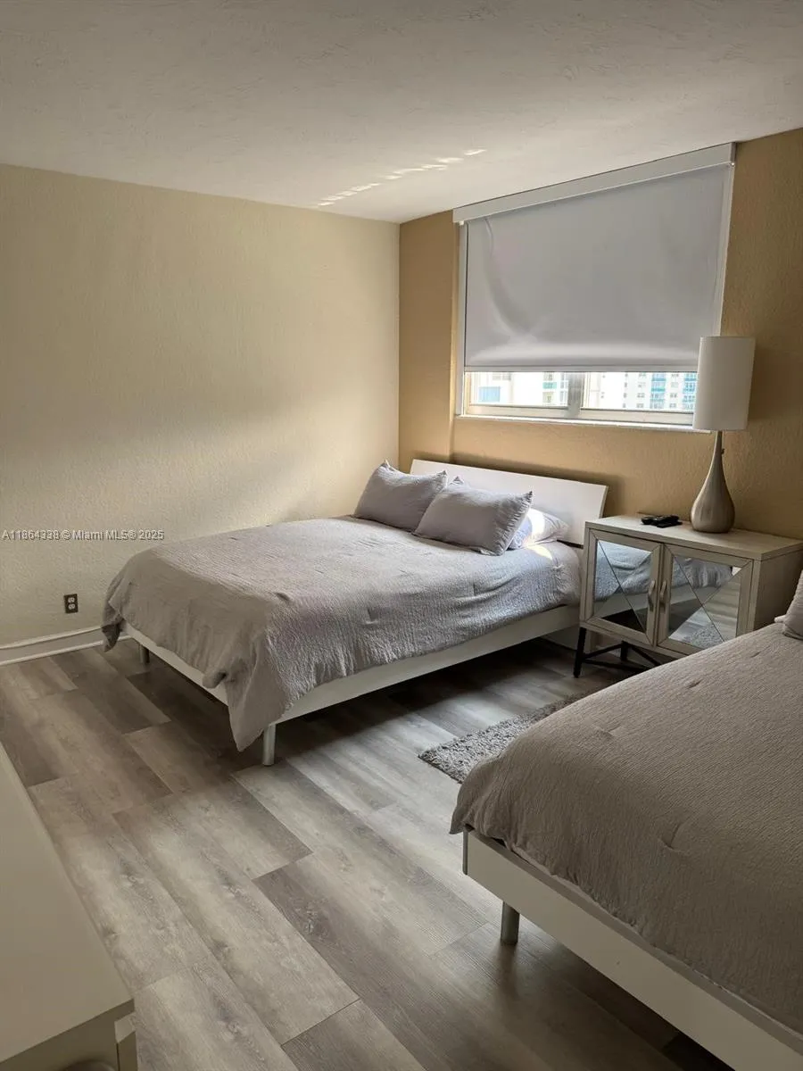 3801 S Ocean Dr #14V Hollywood, FL 33019
