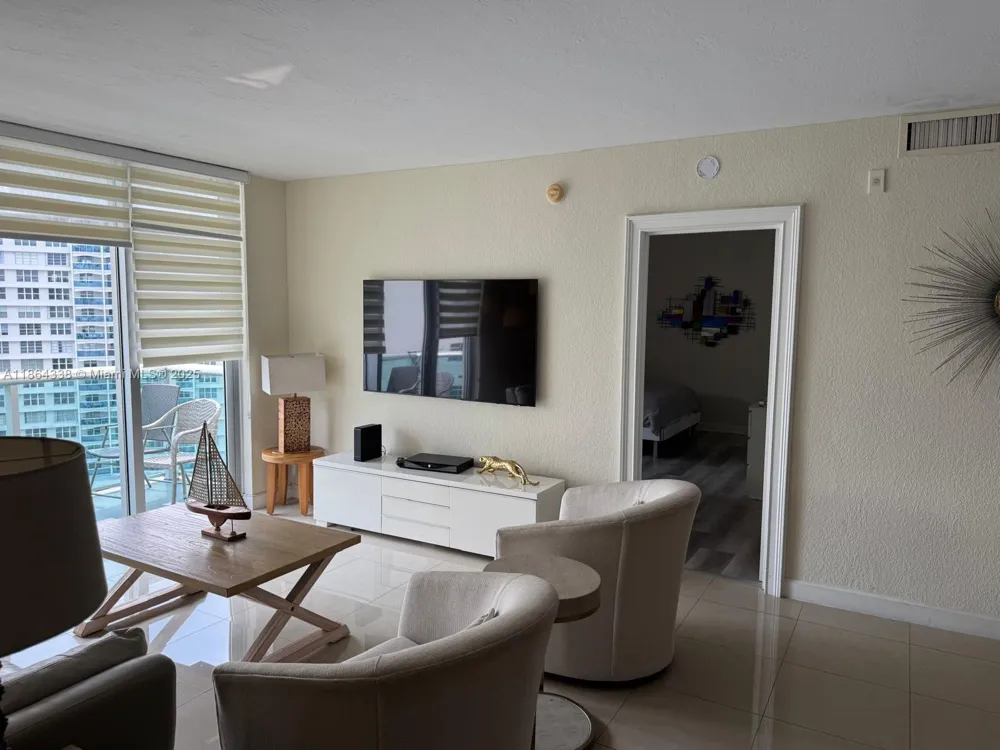 3801 S Ocean Dr #14V Hollywood, FL 33019