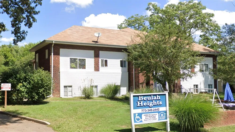 2810 Wills St Eldorado, IL 62930