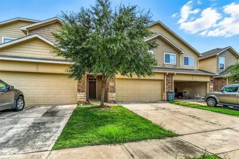 17035 Wilthorne Gardens Court
