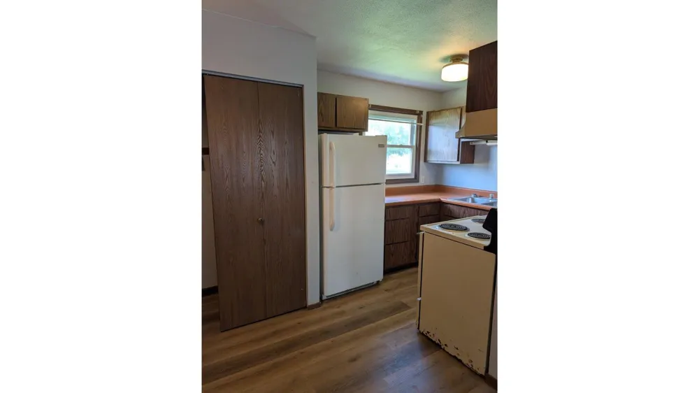 902 Shup St Newton, IL 62448