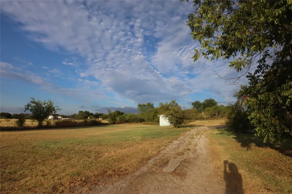 301 Travis Street Ranger, TX 76470
