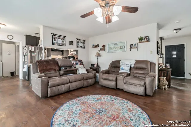 12120 SCHAEFER RD Schertz, TX 78108