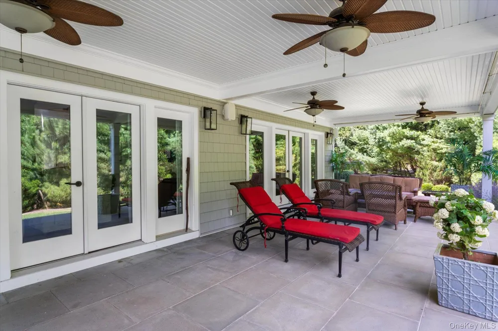 45 Old Sag Harbor Road Southampton, NY 11968