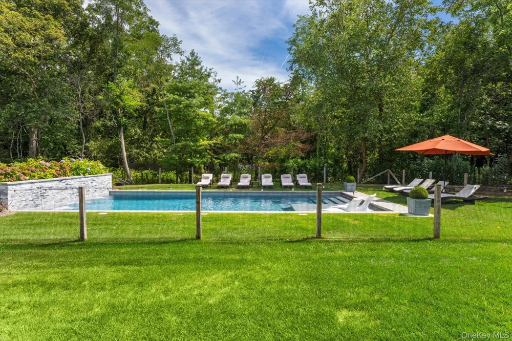 45 Old Sag Harbor Road Southampton, NY 11968