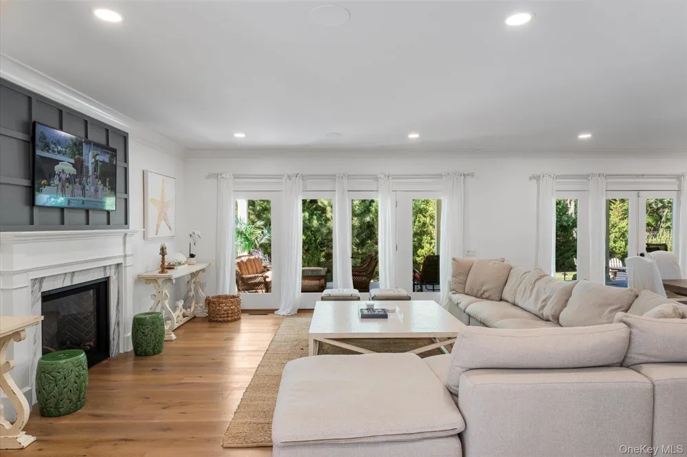 45 Old Sag Harbor Road Southampton, NY 11968